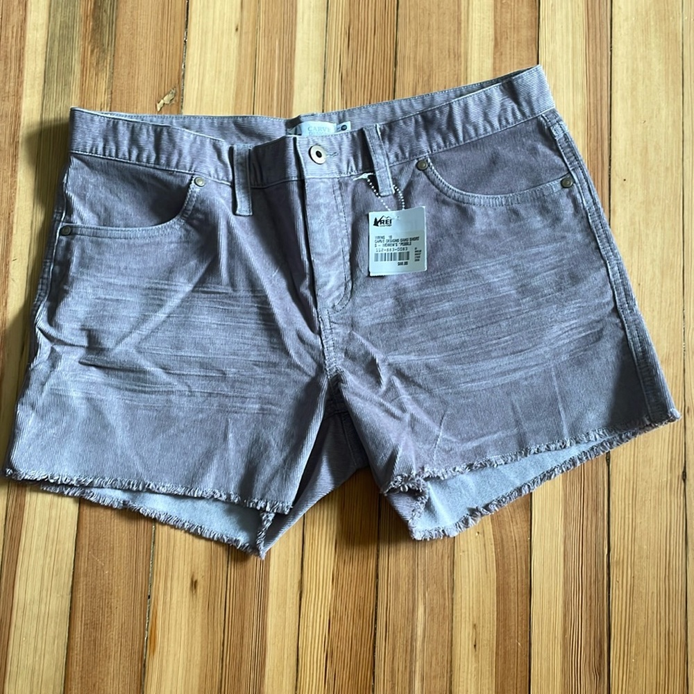 Carve Designs Oahu Short in Pebble
